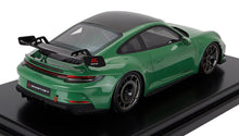 PORSCHE - 911 992-2 GT3 COUPE MANTHEY KIT 2024 - CON VETRINA - WITH SHOWCASE - AURATIUM GREEN
