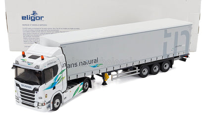 SCANIA - CAMIÓN R500 TELONATO TRANS NATURAL TRANSPORTS 2012 - BLANCO PLATEADO Maqueta de coche en Vroomi