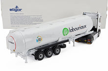 SCANIA - CAMIÓN CISTERNA S500 DE LABOURIAUX TRANSPORTS 2021 - BLANCO Maqueta de coche en Vroomi