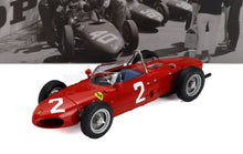 FERRARI - F1  156 SHARKNOSE N.º 2, GANADORA DEL CAMPEONATO DEL MUNDO, GP DE ITALIA EN MONZA 1961, PHIL HILL - ROJO