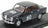Voiture miniature 1:43 bleu foncé N 60 avec livrée de course, présentée sur support — Vroomi