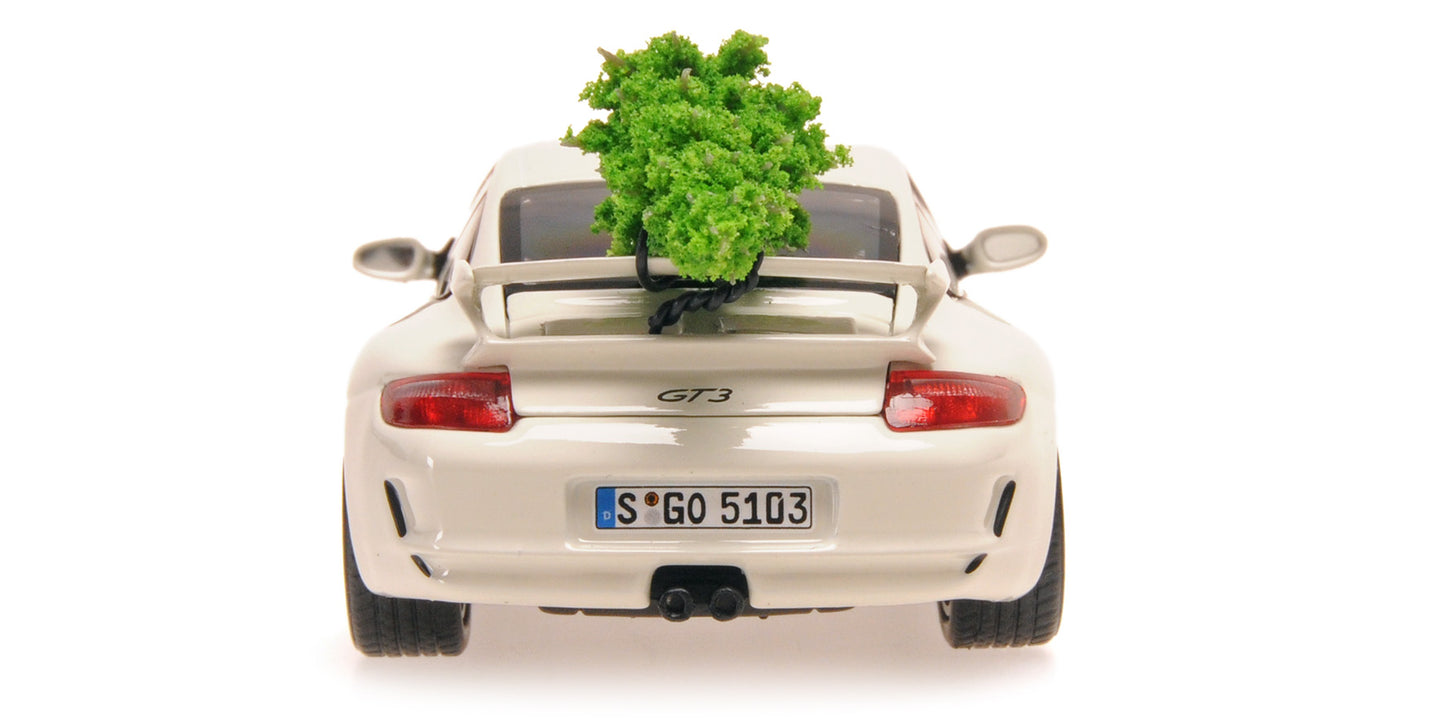 PORSCHE 911 GT3 2006 WHITE WITH CHRISTMAS TREE CHRISTMAS 2024