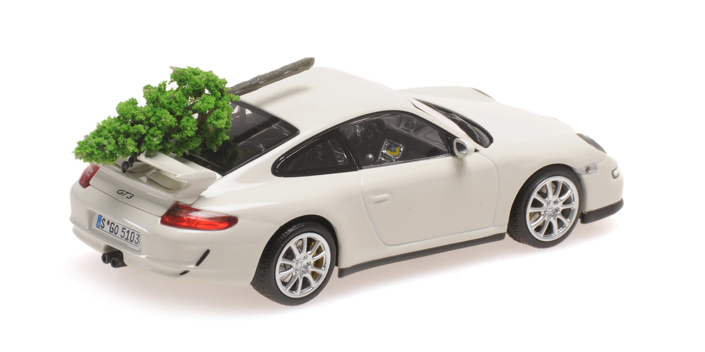 PORSCHE 911 GT3 2006 WHITE WITH CHRISTMAS TREE CHRISTMAS 2024