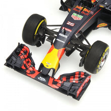 RED BULL RACING TAG HEUER RB12 DANIIL KVYAT F1 2016