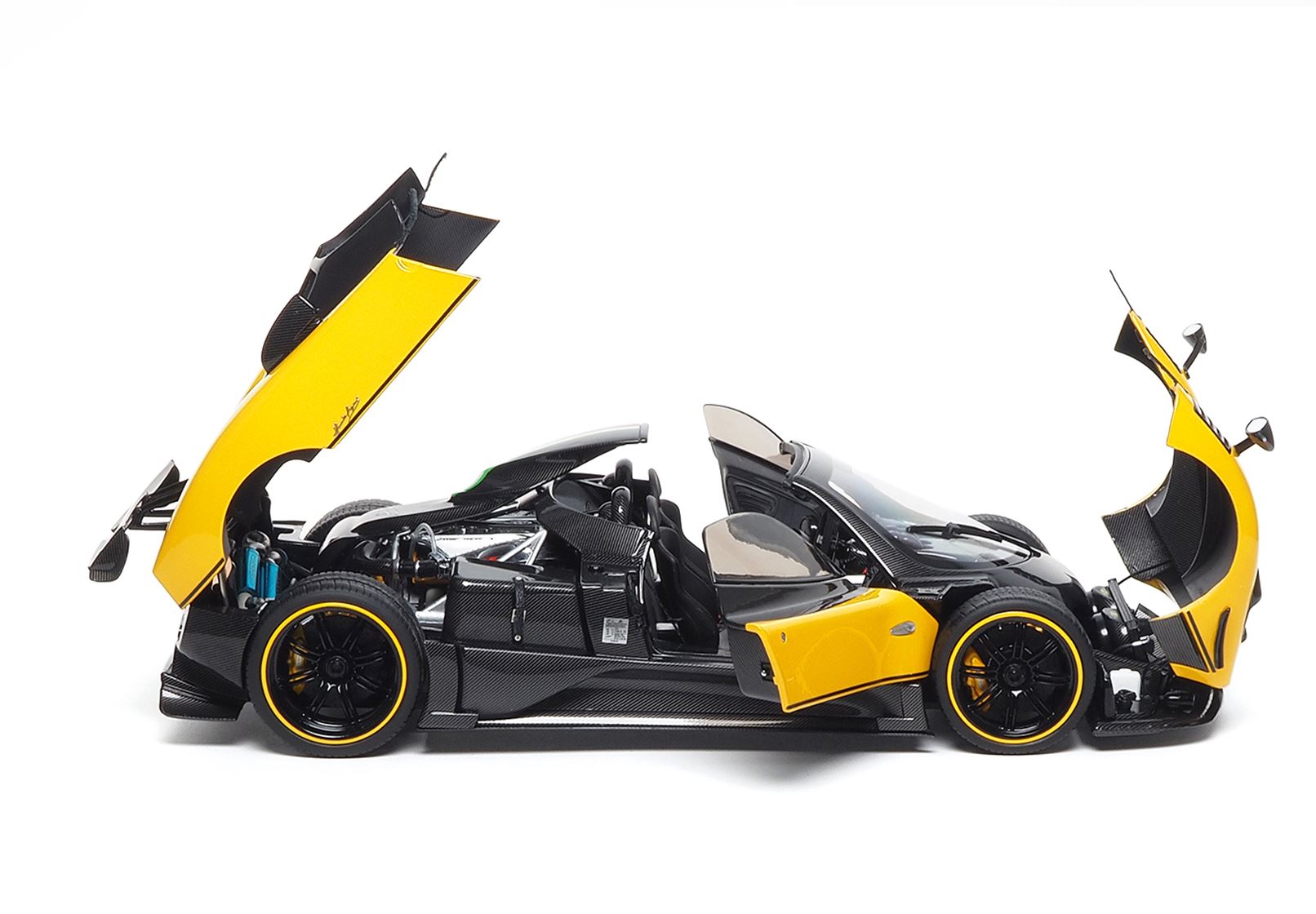 PAGANI ZONDA CINQUE ROADSTER DIECAST FULL OPEN GIALLO GINEVRA - SPECIAL PACK - Vroomi