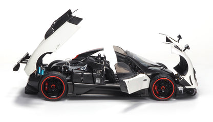 PAGANI ZONDA CINQUE ROADSTER BIANCO BENNY 2009