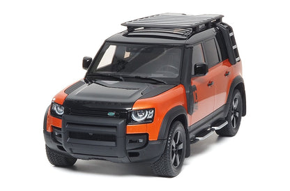 LAND ROVER DEFENDER 110 PHOENIX ORANGE & SANTORINI BLACK 2020