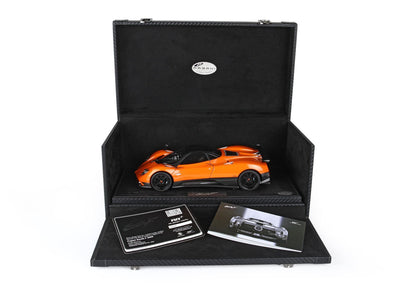 PAGANI ZONDA F DIECAST FULL OPEN ARANCIO ST. TROPEZ - SPECIAL PACK - Vroomi