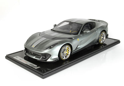 FERRARI 812 COMPETIZIONE SILVER STRIPE COBURN GREY - Vroomi