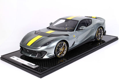 FERRARI 812 COMPETIZIONE YELLOW STRIPE COBURN GREY - Vroomi