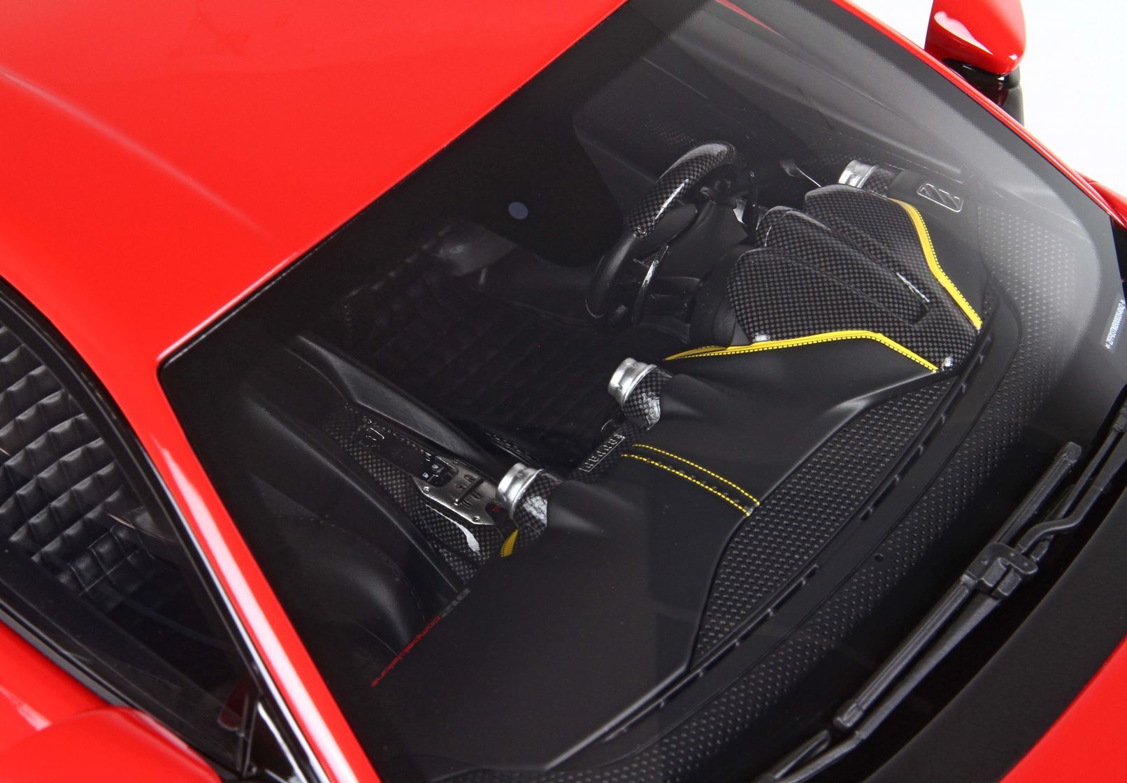 FERRARI 812 COMPETIZIONE SILVER DETAILS ROSSO CORSA 322 - Vroomi