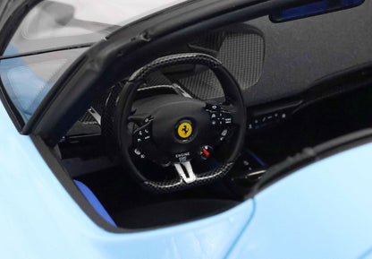 FERRARI DAYTONA SP3 SERIE ICONA TETTO APERTO AZZURRO LA PLATA - Vroomi