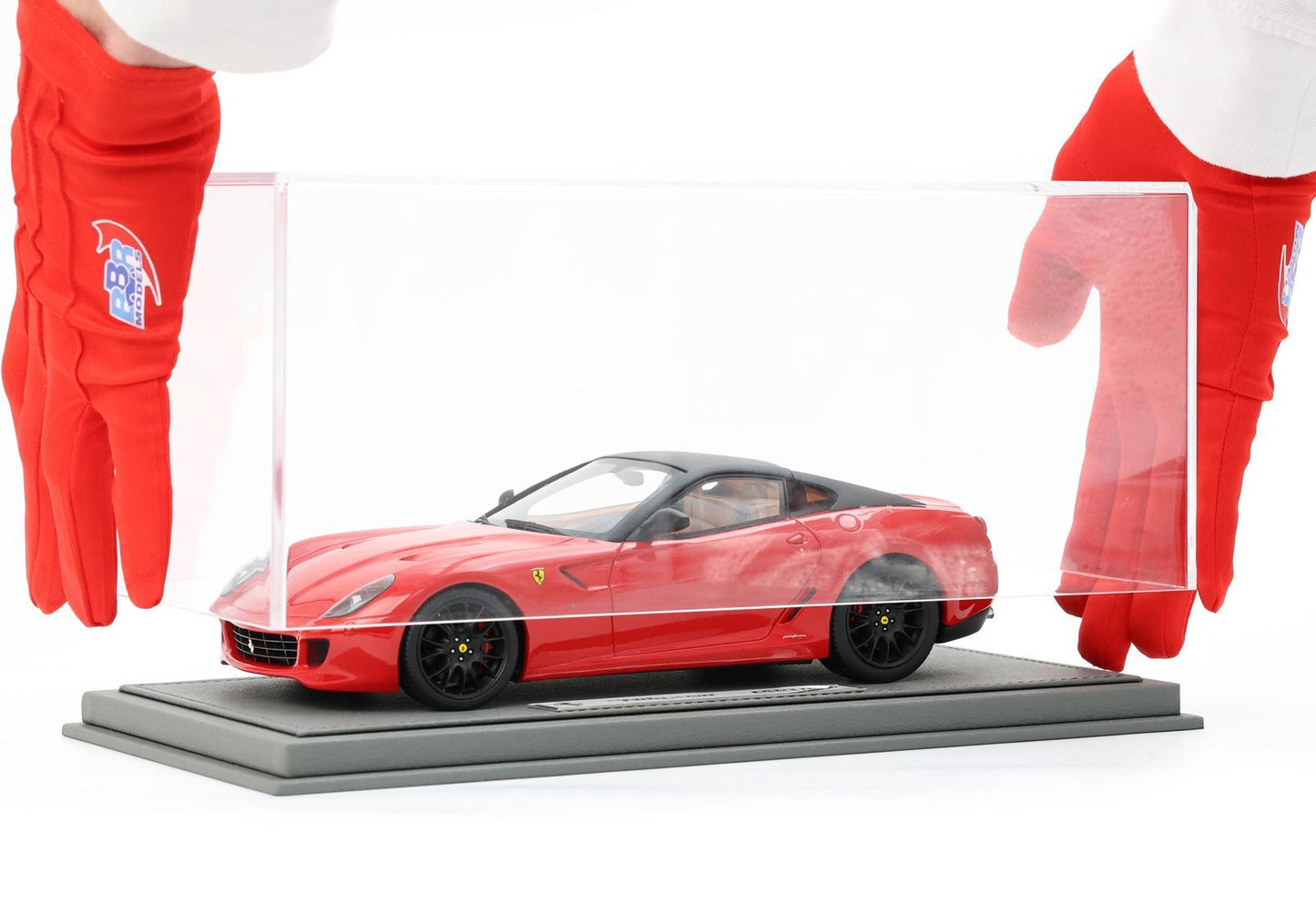 FERRARI 599 GTB FIORANO 2006 CAMBIO AUTOMATICO - MADE IN ITALY ROSSO CORSA - CERCHI E TETTO NERO - Vroomi