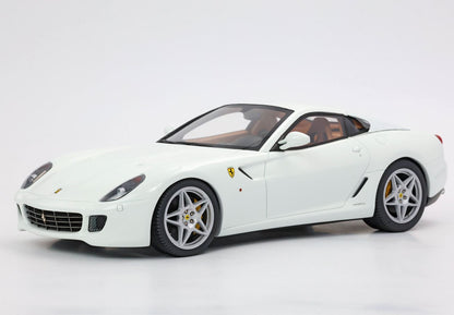FERRARI 599 GTB FIORANO 2006 CAMBIO AUTOMATICO - MADE IN ITALY BIANCO AVUS INTERNI COLOR CUOIO - Vroomi