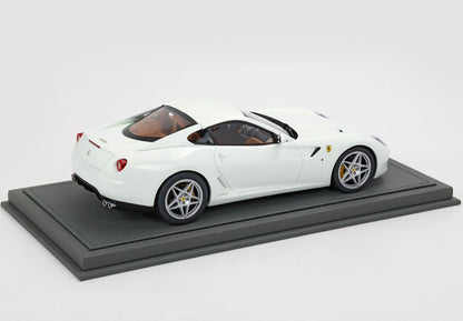 FERRARI 599 GTB FIORANO 2006 CAMBIO AUTOMATICO - MADE IN ITALY BIANCO AVUS INTERNI COLOR CUOIO - Vroomi