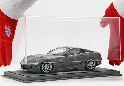 FERRARI 599 GTB FIORANO 2006 CAMBIO MANUALE- MADE IN ITALY GRIGIO SILVERSTONE INTERNI COLOR CUOIO - Vroomi