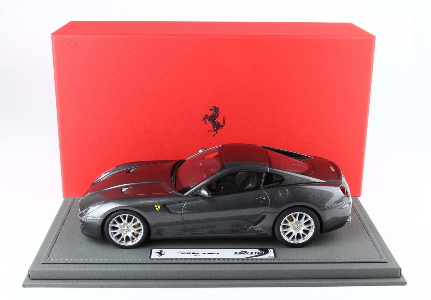 FERRARI 599 GTB FIORANO 2006 CAMBIO MANUALE- MADE IN ITALY GRIGIO SILVERSTONE - Vroomi