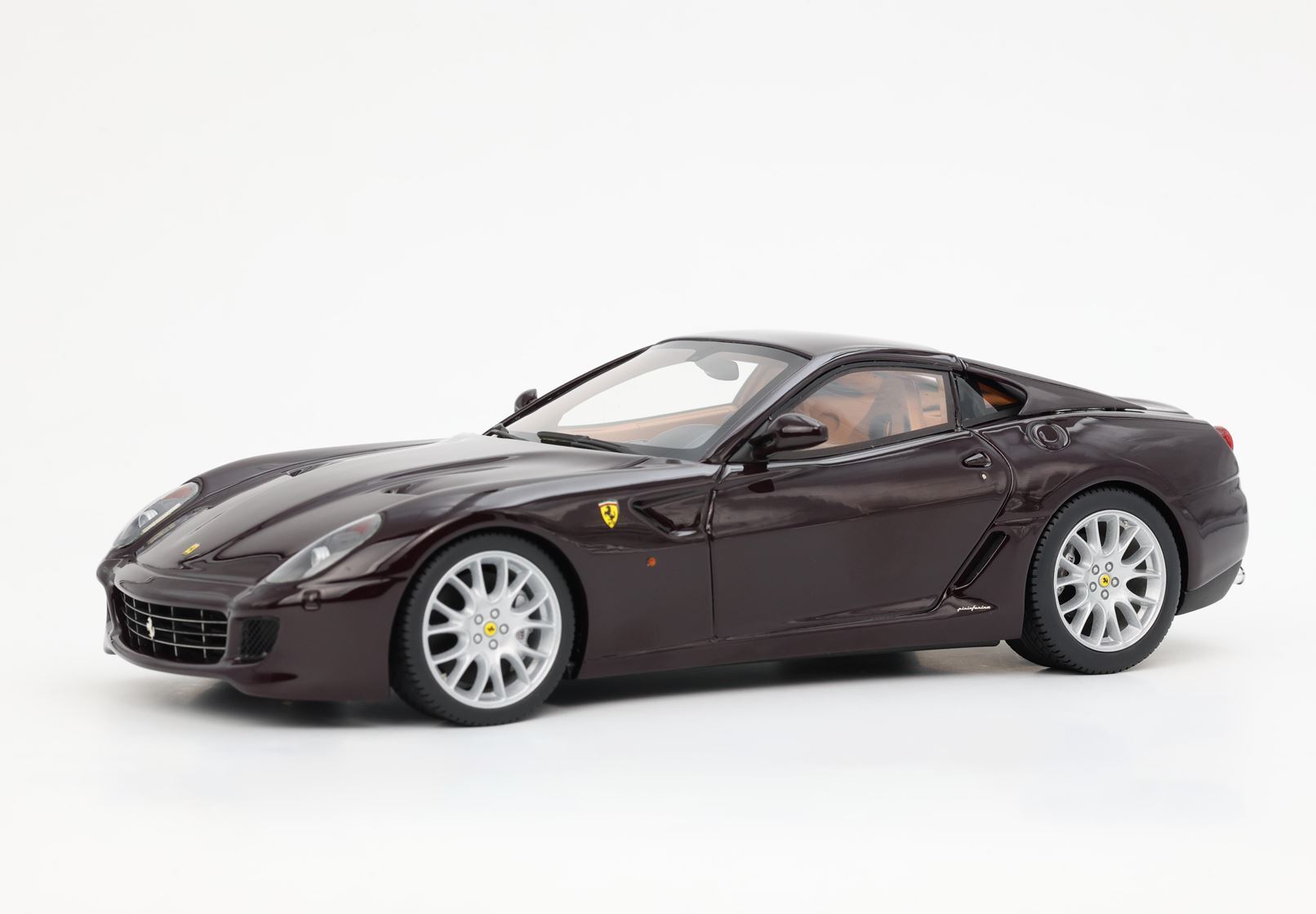 FERRARI 599 GTB FIORANO 2006 CAMBIO MANUALE- MADE IN ITALY VINACCIA INTERNI COLOR CUOIO - Vroomi