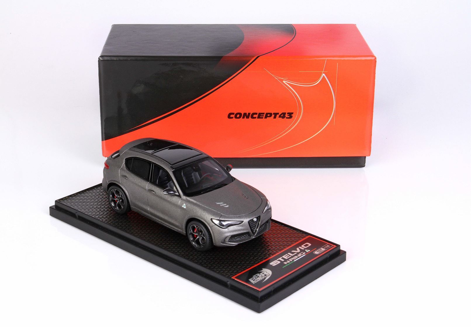 ALFA ROMEO STELVIO QUADRIFOGLIO NURBURGRING - Vroomi