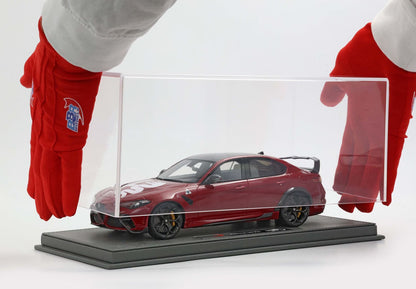 ALFA ROMEO GIULIA GTA SPECIAL VERSION ROSSO COMPETIZIONE - LOGO ALFA ROMEO E SPOILER POSTERIORE - Vroomi