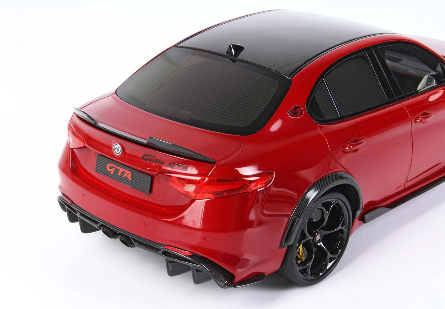 ALFA ROMEO GIULIA GTA ROSSO GTA BRAKES GOLD - Vroomi