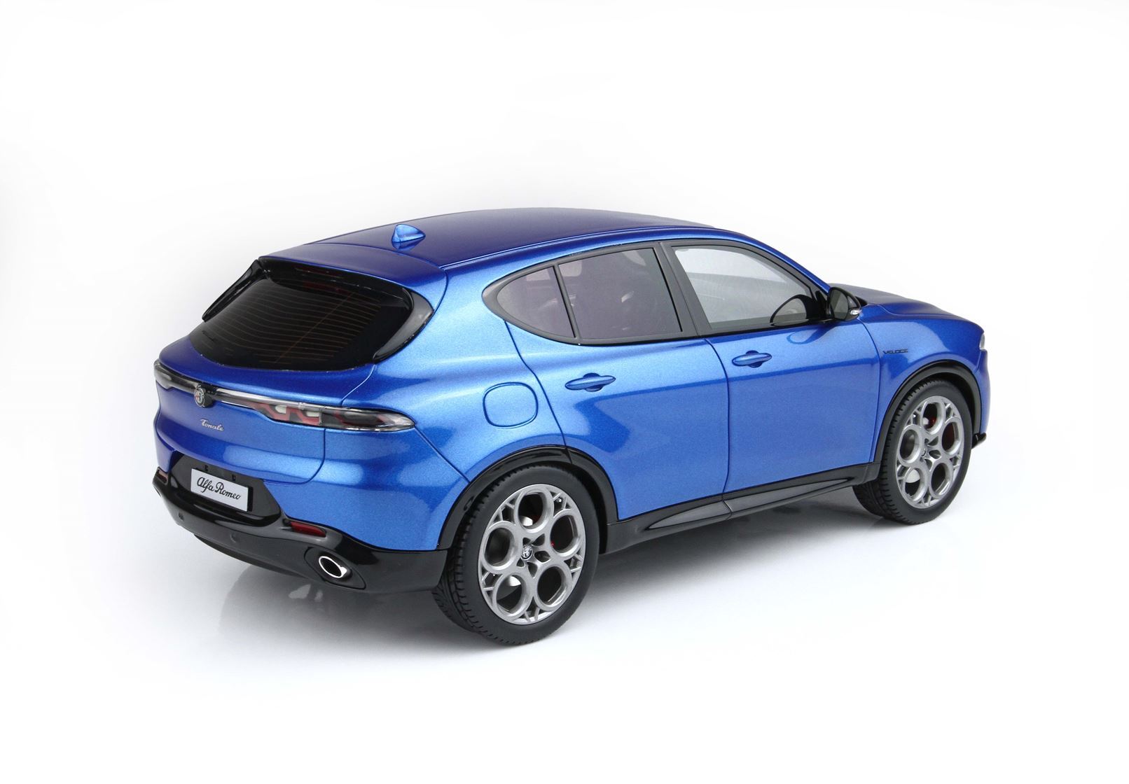 ALFA ROMEO TONALE VELOCE PLUG-IN HYBRID BLU MISANO - Vroomi