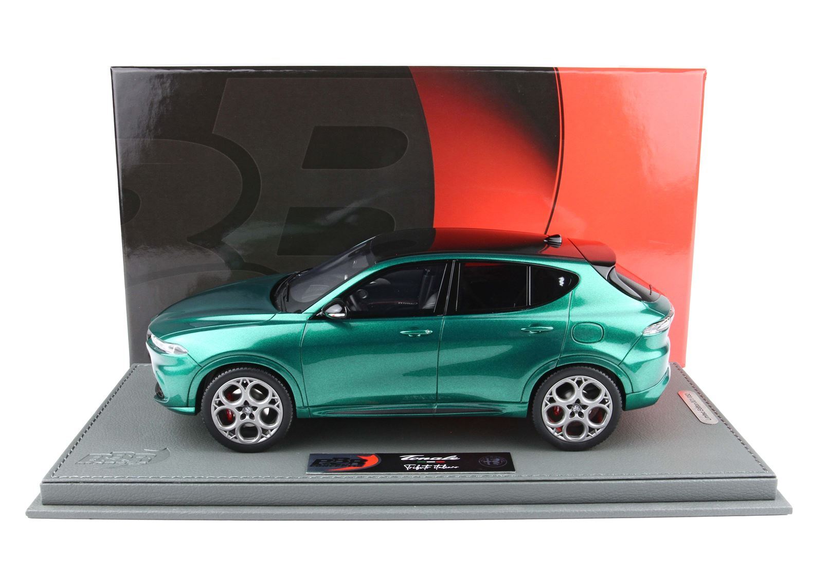 ALFA ROMEO TONALE TRIBUTO PLUG-IN HYBRID VERDE MONTREAL - Vroomi