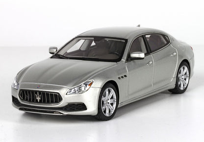 MASERATI QUATTROPORTE MY17 GRANLUSSO CHAMPAGNE - Vroomi