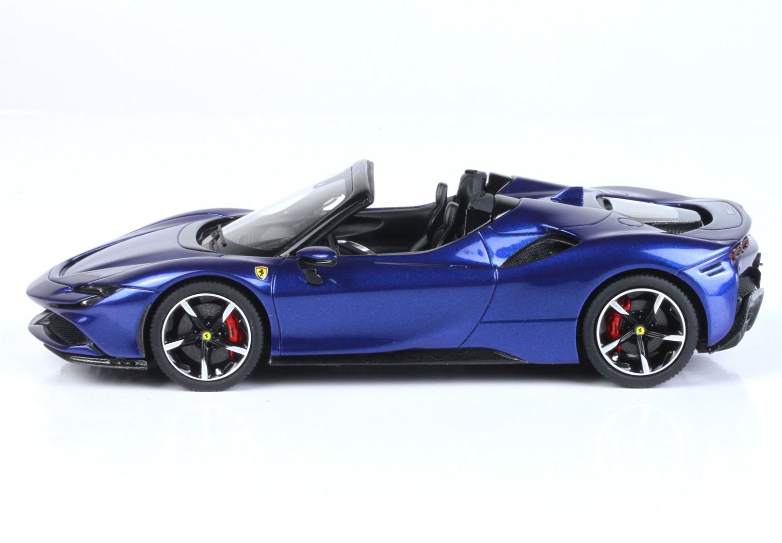 FERRARI SF90 SPIDER BLU ELETTRICO METAL - Vroomi