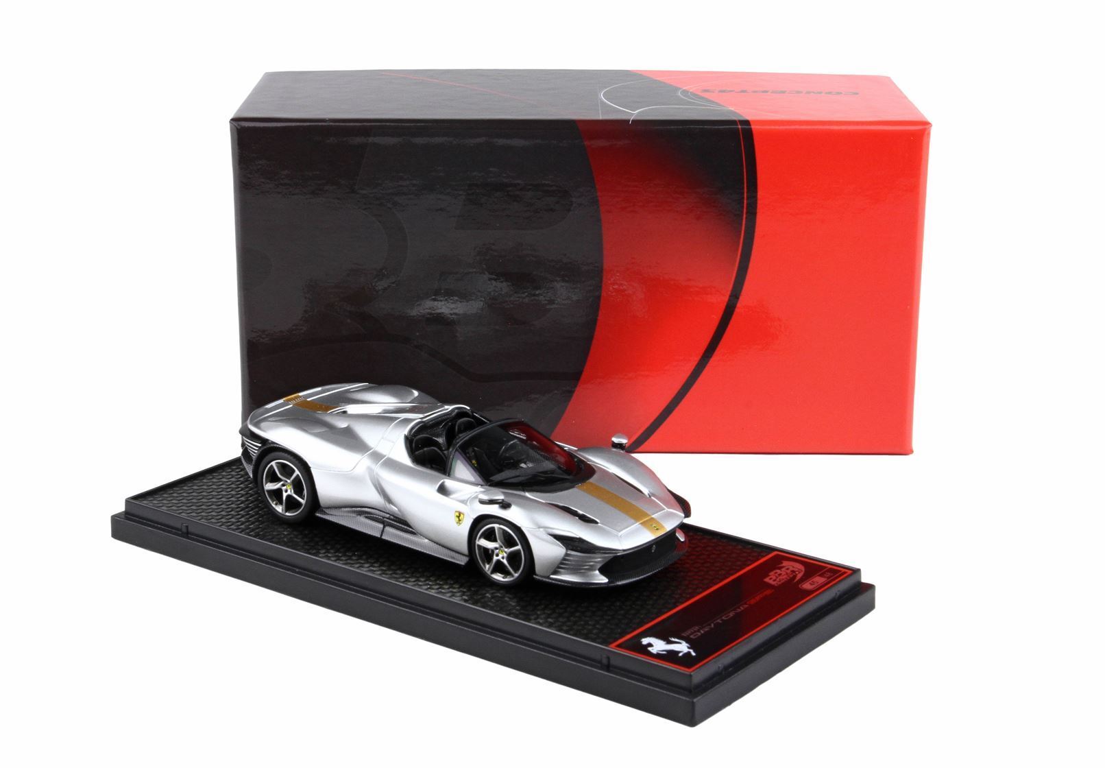 FERRARI DAYTONA SP3 SERIE ICONA ARGENTO NURBURGRING - Vroomi