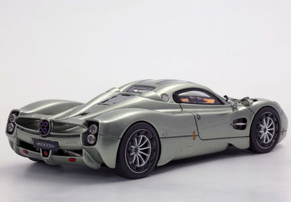 PAGANI UTOPIA VERDE PAMPA - Vroomi