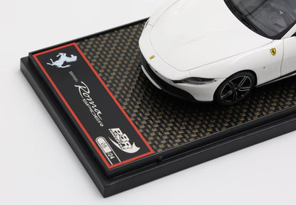 FERRARI ROMA SPIDER BIANCO CERVINO - CERCHI NERO LUCIDO - Vroomi