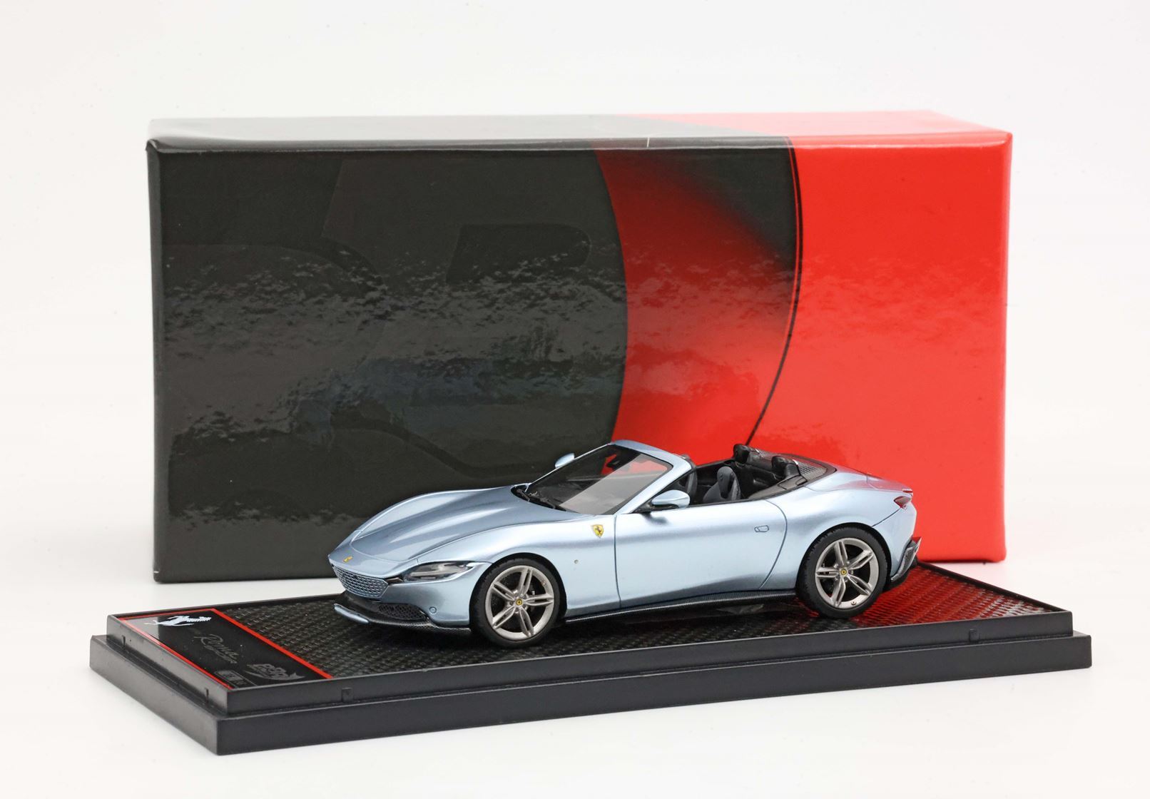 FERRARI ROMA SPIDER GRIGIO ALLOY - Vroomi