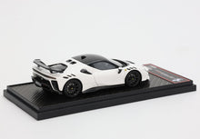 FERRARI SF90 XX STRADALE BIANCO CERVINO CERCHI CARBONIO - Vroomi
