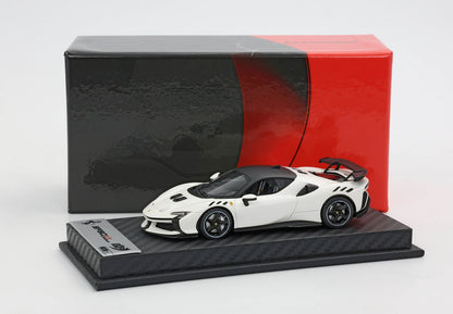 FERRARI SF90 XX STRADALE BIANCO FUJI OPACO E TETTO NERO - Vroomi