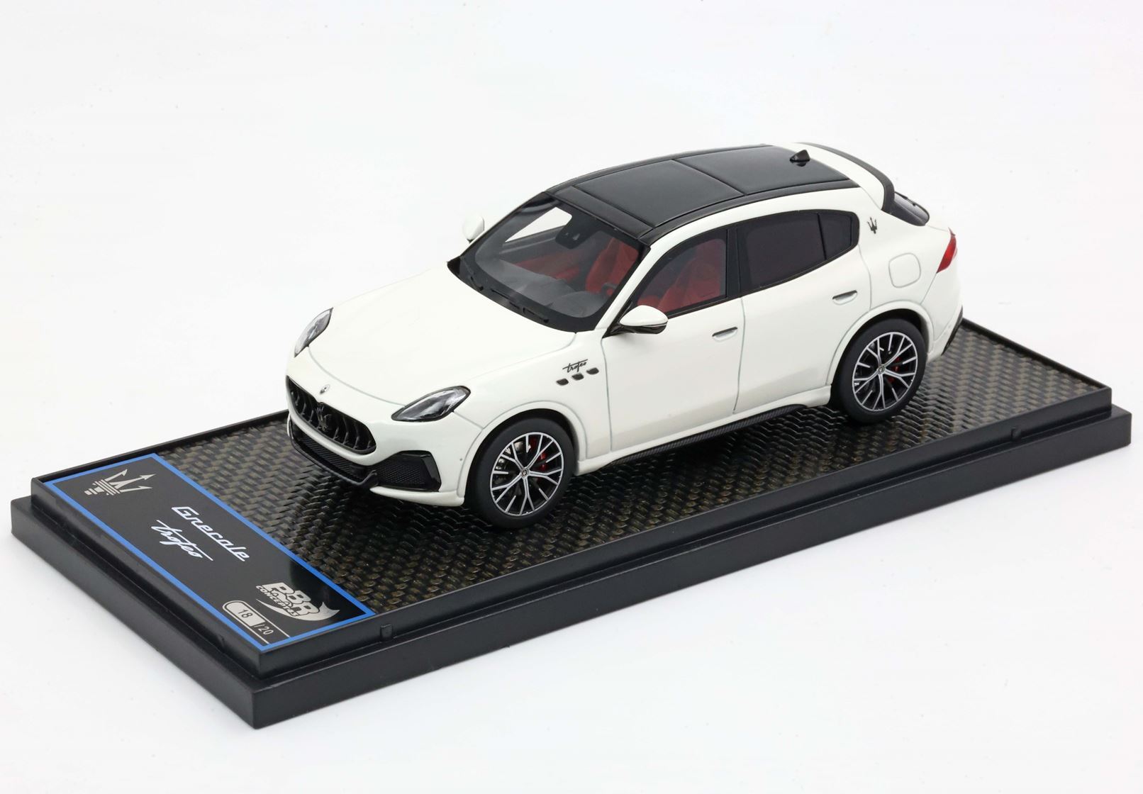 MASERATI GRECALE TROFEO 2022 BIANCO ASTRO - Vroomi