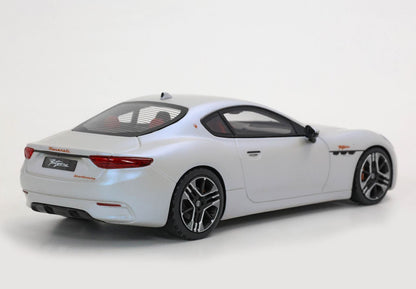 MASERATI GRANTURISMO FOLGORE 2023 BIANCO AUDACE - Vroomi