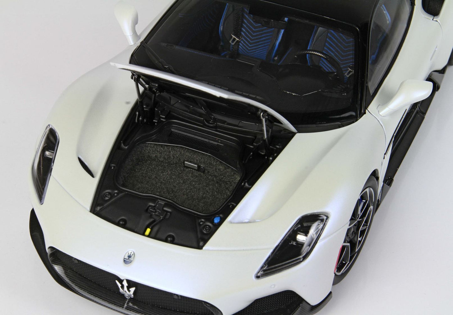 MASERATI MC20 DIECAST FULL OPEN BIANCO AUDACE TETTO NERO - Vroomi