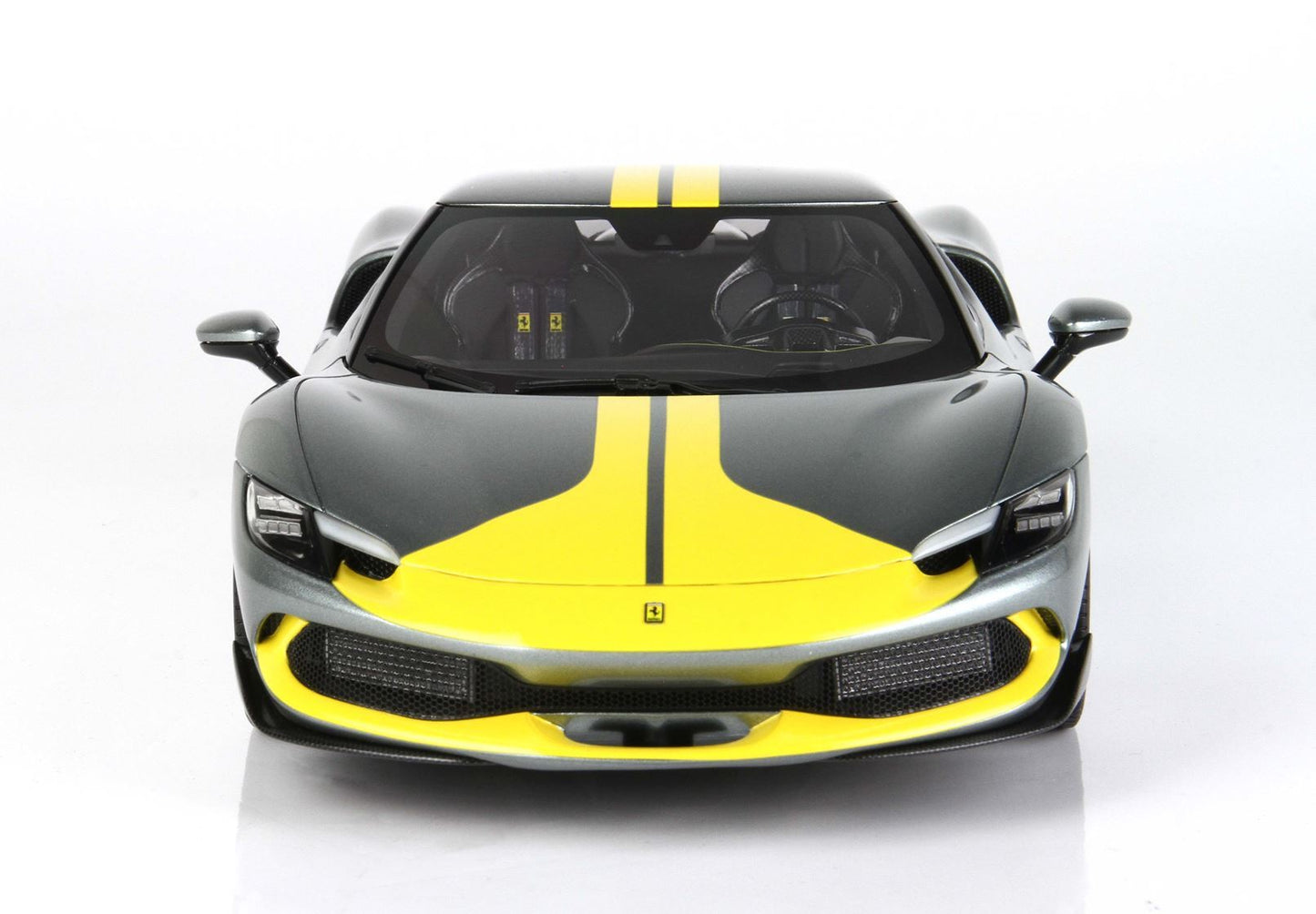 FERRARI 296 GTS ASSETTO FIORANO GRIGIO CORBURN - Vroomi