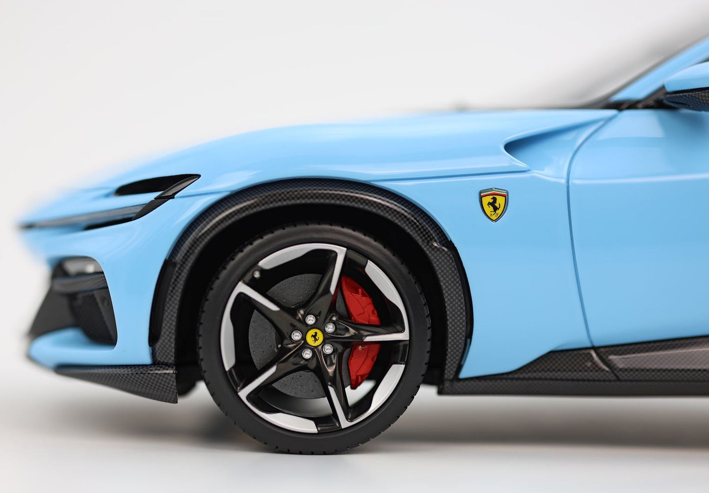 FERRARI PUROSANGUE BASE CARBONIO AZZURRO LA PLATA - Vroomi