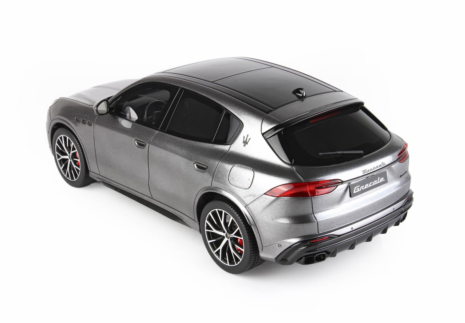 MASERATI GRECALE TROFEO GRIGIO LAVA - Vroomi