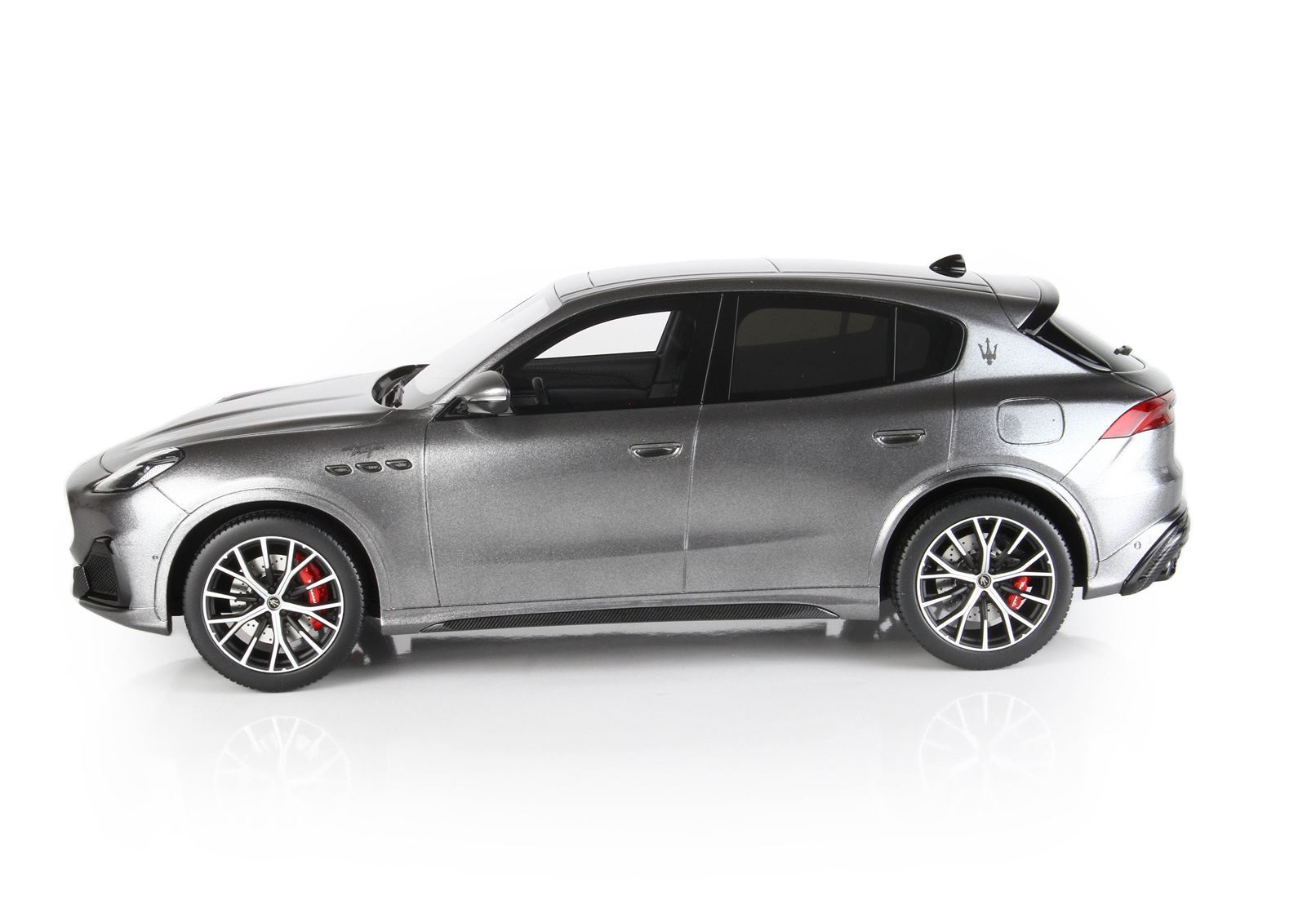 MASERATI GRECALE TROFEO GRIGIO LAVA - Vroomi