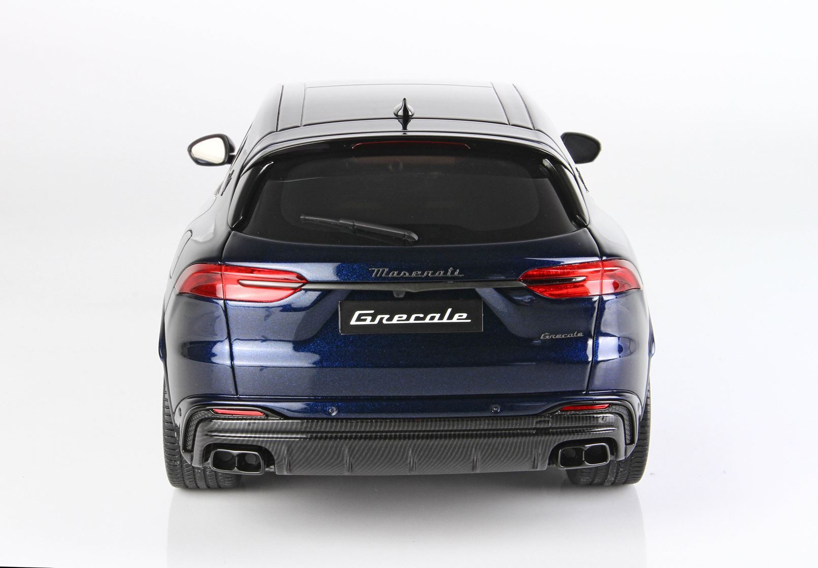 MASERATI GRECALE TROFEO BLU NOBILE - Vroomi