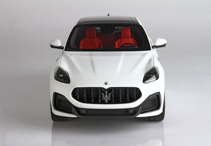 MASERATI GRECALE TROFEO BIANCO - Vroomi