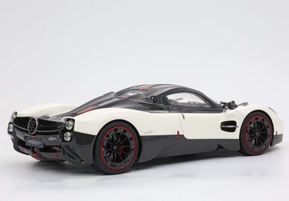 PAGANI UTOPIA BIANCO BENNY - Vroomi