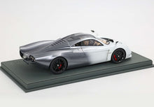 PAGANI HUAYRA CODALUNGA BIANCO MALTA - FERRARI GRIGIO SILVERSTONE SHADE - Vroomi