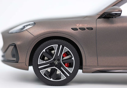 MASERATI GRECALE FOLGORE 2022 RAME FOLGORE - Vroomi