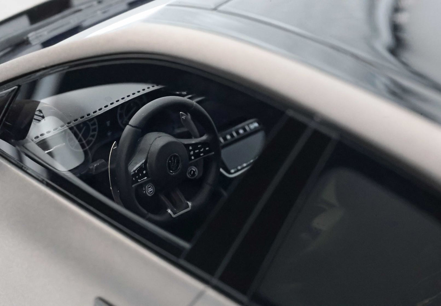 MASERATI GRECALE FOLGORE 2022 RAME FOLGORE - Vroomi