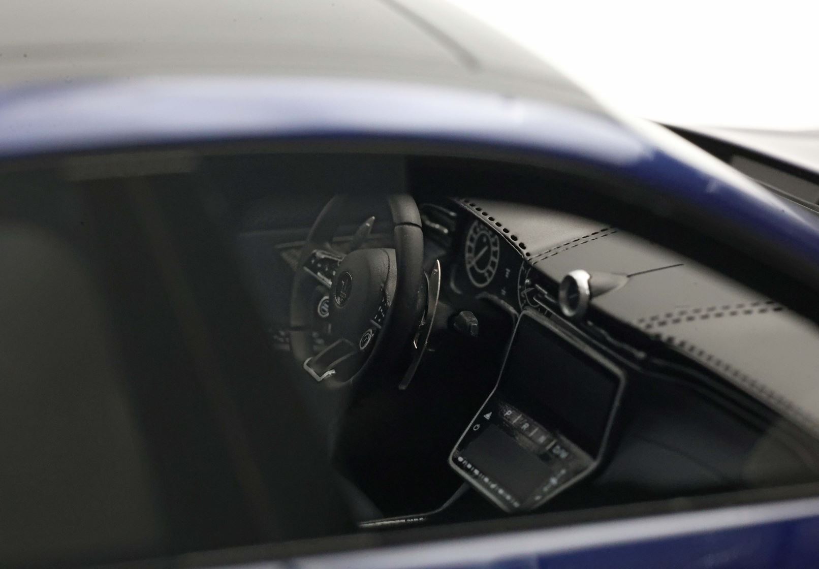 MASERATI GRECALE FOLGORE 2022 BLU INTENSO - Vroomi