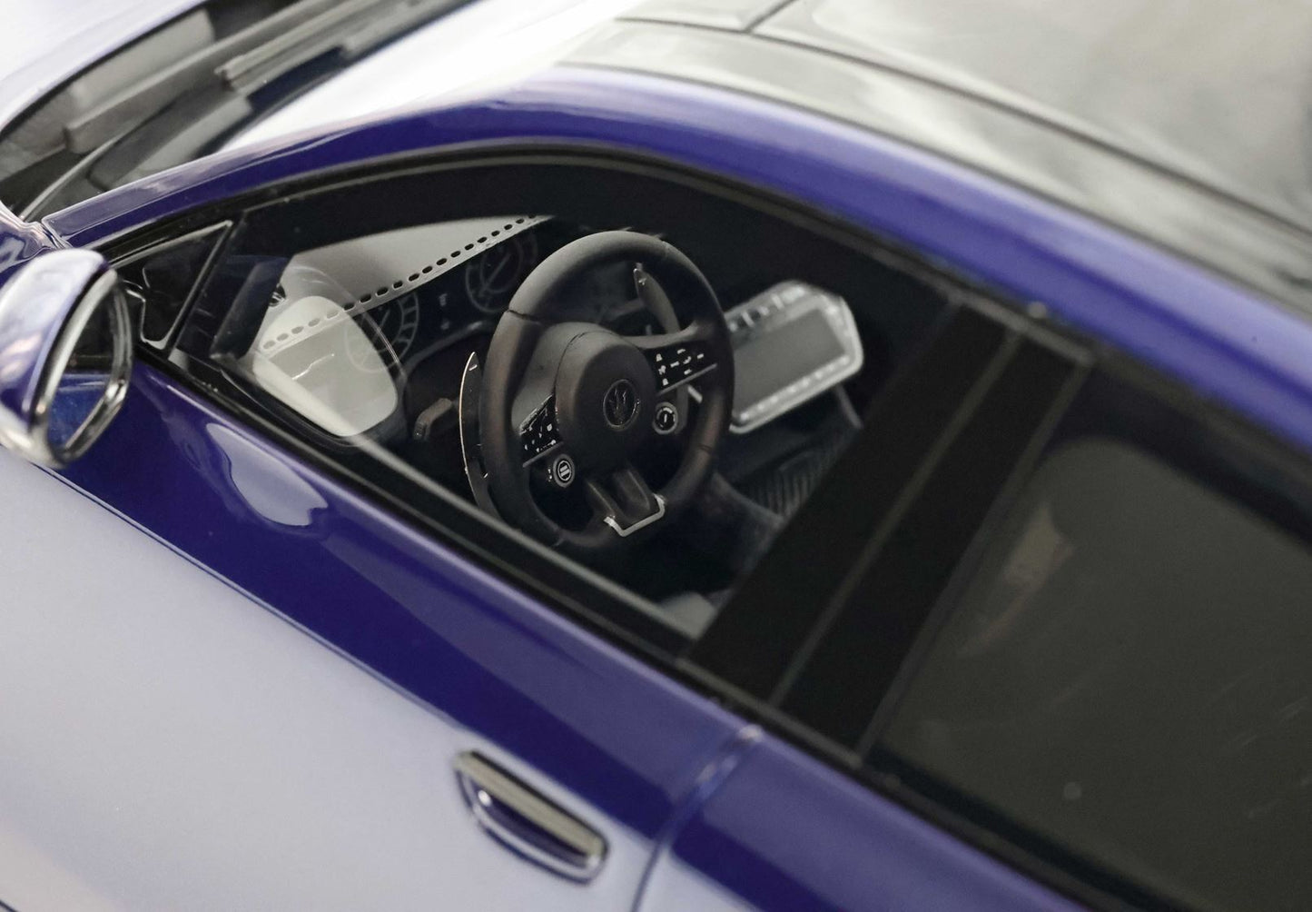 MASERATI GRECALE FOLGORE 2022 BLU INTENSO - Vroomi